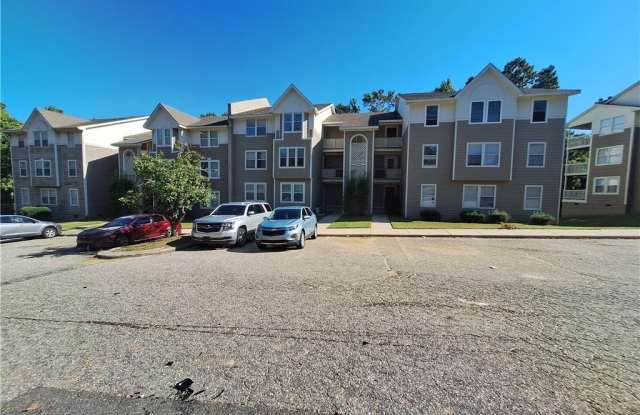 6744-2 Willowbrook Gallery 1