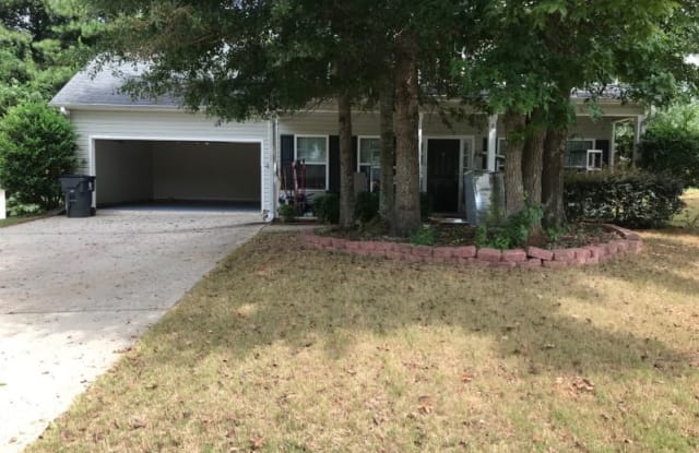852 Betsy Ross Tr - 852 Betsy Ross Trail, Hampton, GA 30228