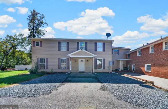 15700 MAPLE Drive Gallery 1