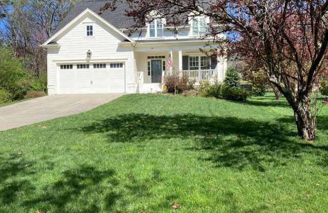 815 Fairmount Ave - 815 Fairmount Avenue, Signal Mountain, TN 37377