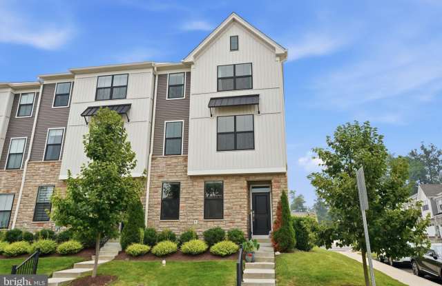 613 TURNER Lane photos photos