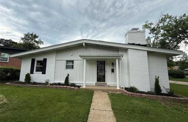 515 Crestvale Drive Gallery 1