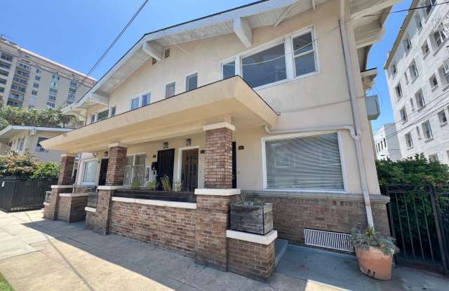 Charming 1 Bed Townhouse-Style Apartment Near Downtown Long Beach photos photos