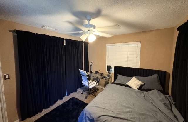 1090 Margaret Drive - 4 photos photos
