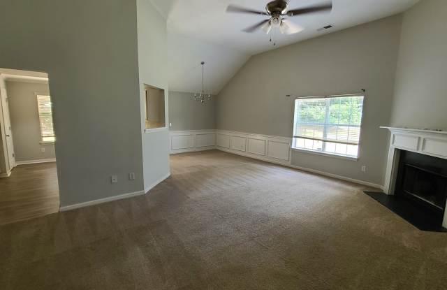 1593 Queen Elizabeth Drive photos photos