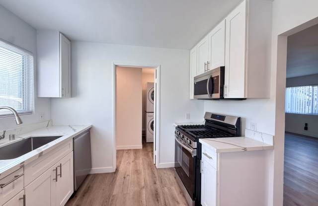 354-360 Rennie Avenue photos photos