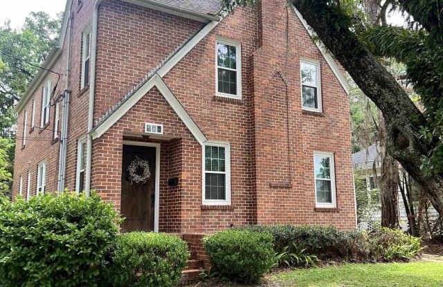 422 Mcdaniel Street photos photos