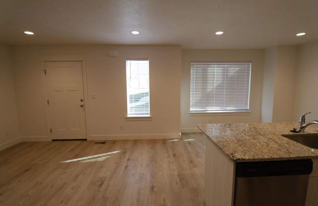 Santaquin Townhomes Gallery 4