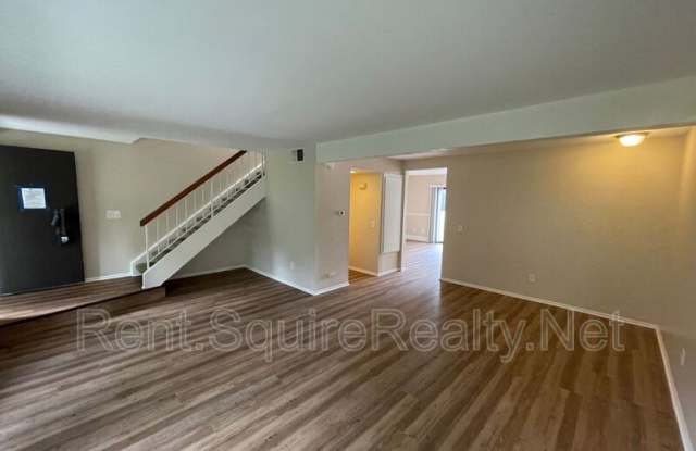 765 Knollwood Lane Gallery 3