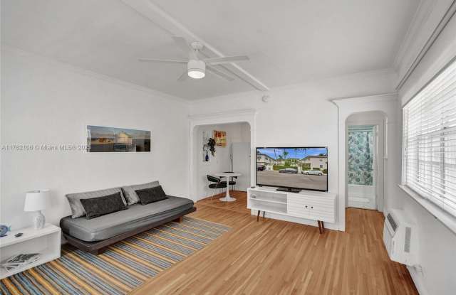 717 Espanola Way photos photos