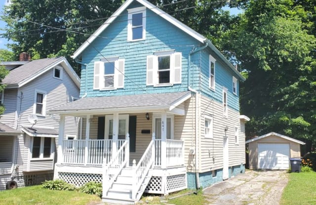 847 Carlysle St - 847 Carlysle Street, Akron, OH 44310