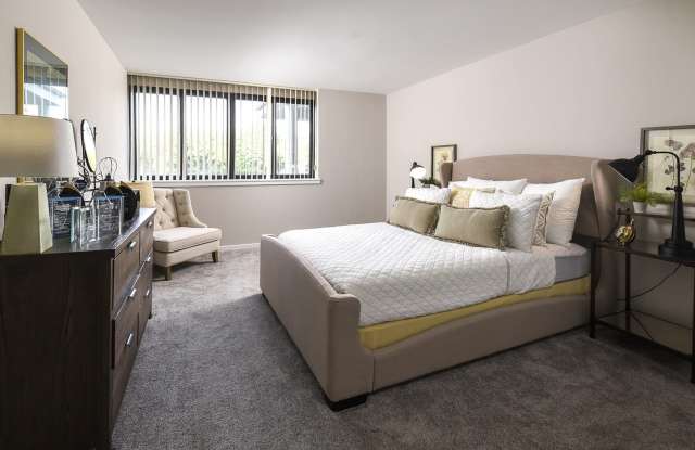 Bridgeview Apartments Gallery 4