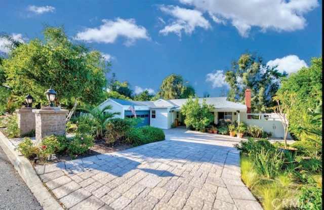 15 Hitching Post Drive - 15 Hitching Post Drive, Rolling Hills Estates, CA 90274