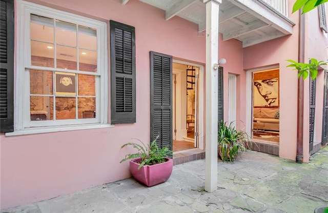 1030 ORLEANS Street Gallery 3
