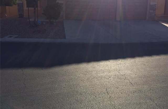 122 HARBOR COAST Street - 122 Harbor Coast Street, Spring Valley, NV 89148