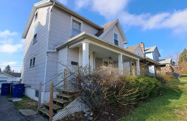 244 E Siebenthaler Ave - 244 East Siebenthaler Avenue, Dayton, OH 45405