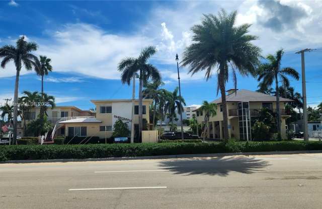 513 S Ocean Dr photos photos