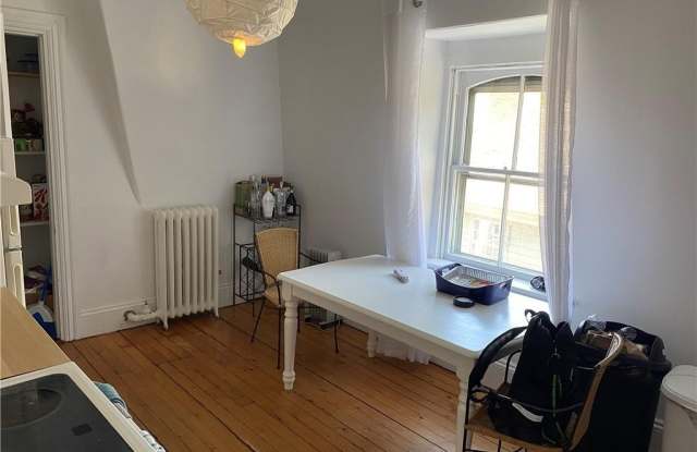 10 Clarke Street Gallery 2