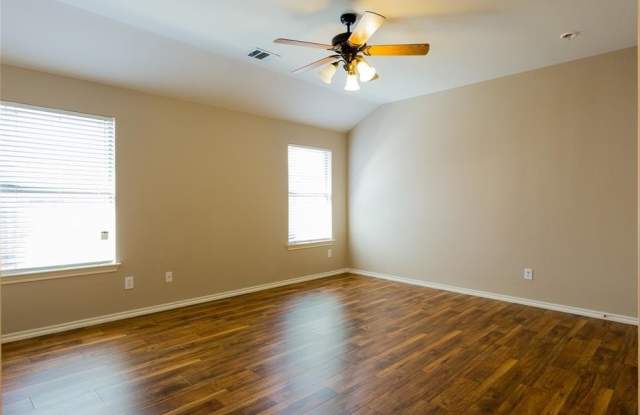 4616 Brighton Drive Gallery 3