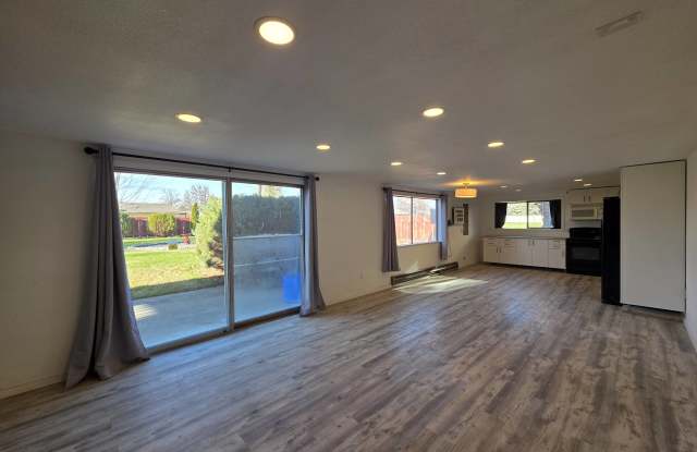 1903 Pike Avenue - 2 photos photos 1903 Pike Avenue - 2 photos photos