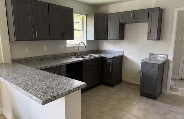 3316 Laplace Street photos photos