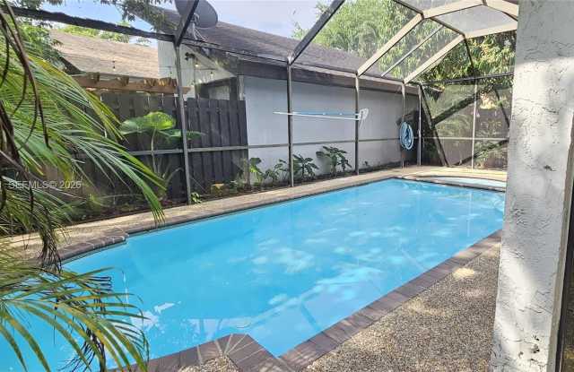 1451 W Sandpiper Cir photos photos