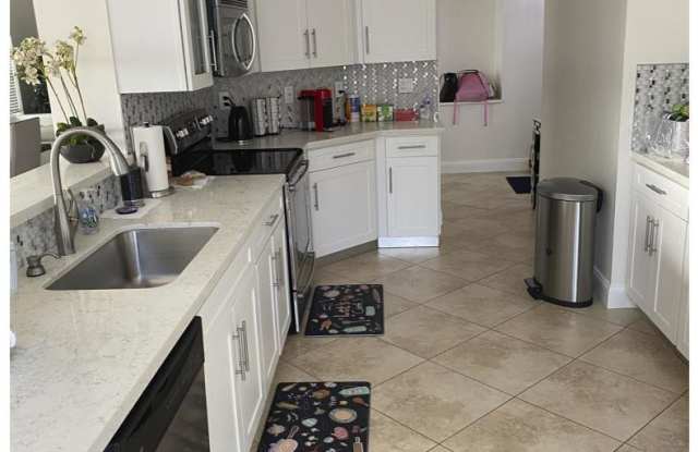 9513 Lake Serena Drive Gallery 3