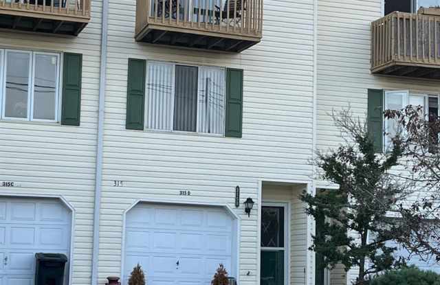 315 Shore Drive - 315 Shore Drive, Highlands, NJ 07732