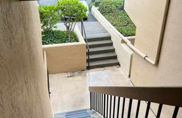 Great One Bedroom Condo Golden Oaks Monterey photos photos