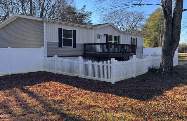 3 Bedroom || 2 Bathroom in Concord photos photos 3 Bedroom || 2 Bathroom in Concord photos photos