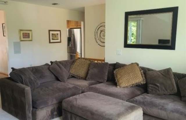 63 Signal Hill Trl Gallery 4