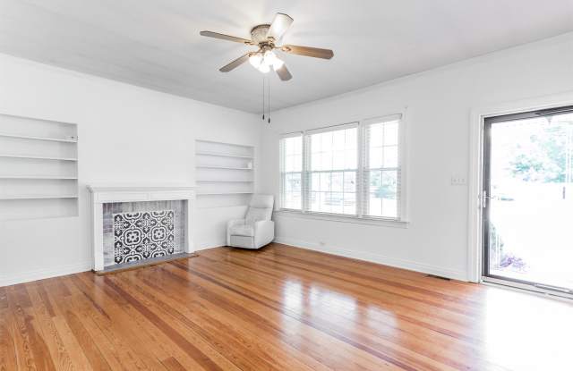 302 North 10th Street Gallery 3