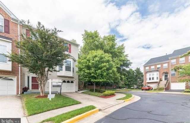 5520 JOWETT Court Gallery 3
