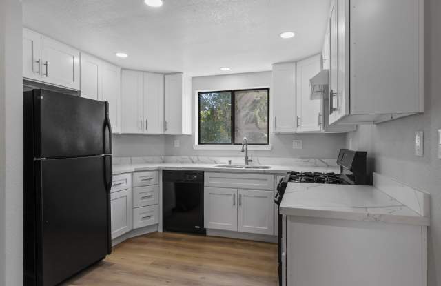 34 West 7th Street - E photos photos