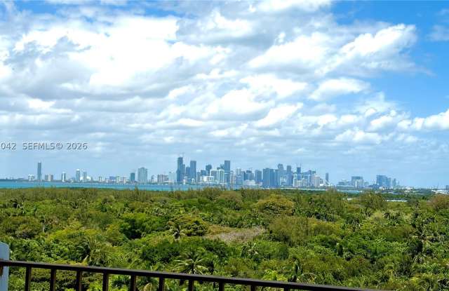 177 Ocean Lane Dr Gallery 4