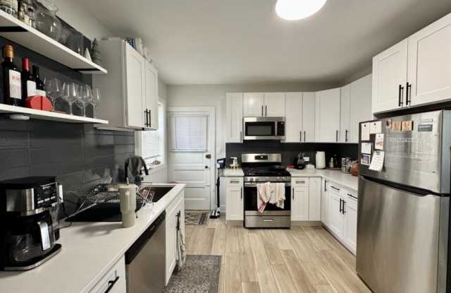 5319 North Hoyne photos photos