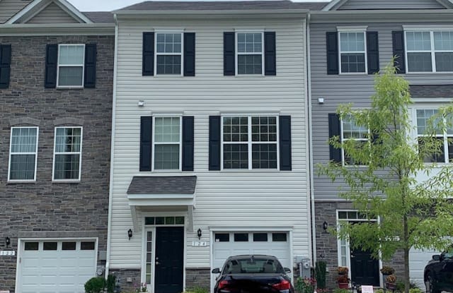 124 Amelia Way - 124 Amelia Way, Owings Mills, MD 21117