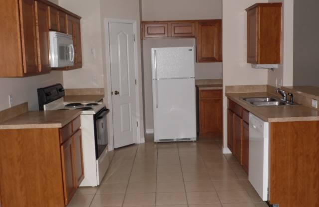 Coming Soon ... 3/2.5 Townhouse in St. Cloud Gallery 4