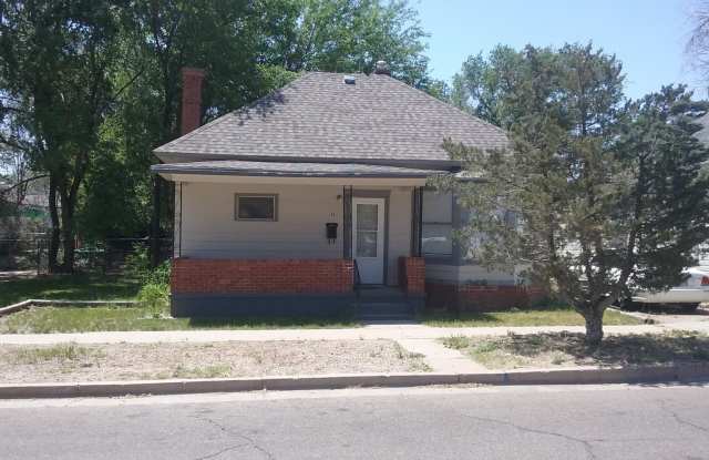 2 Bed 1 Bath Single Family Home 900/month! photos photos