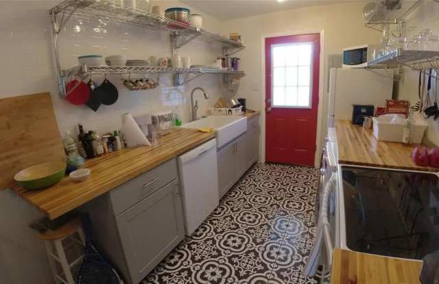 5030 N Hall Street - 5030 North Hall Street, Dallas, TX 75235