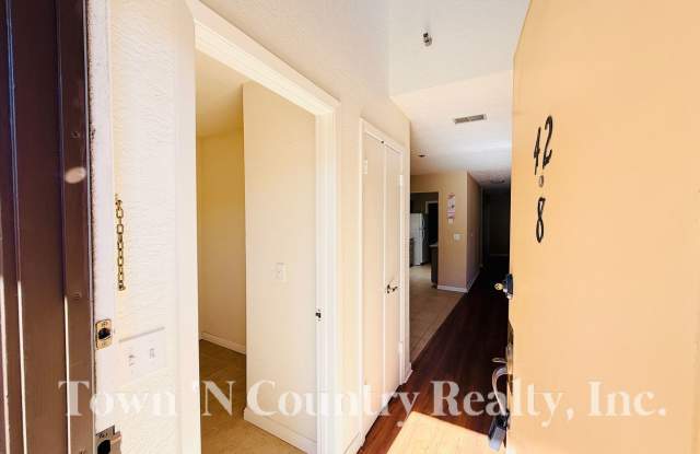 Spacious 2-Bedroom Upper-Level Condo in San Joaquin Village – $2,600/month Price Reduced!! - 42 West San Joaquin Street, Salinas, CA 93901