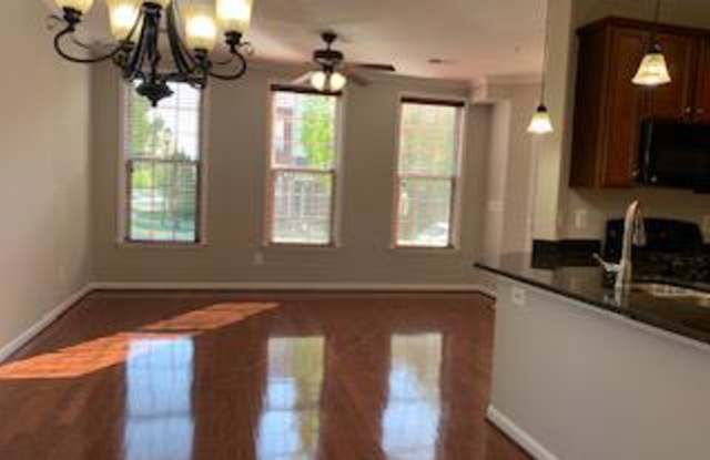 19470 PROMENADE DRIVE Gallery 4