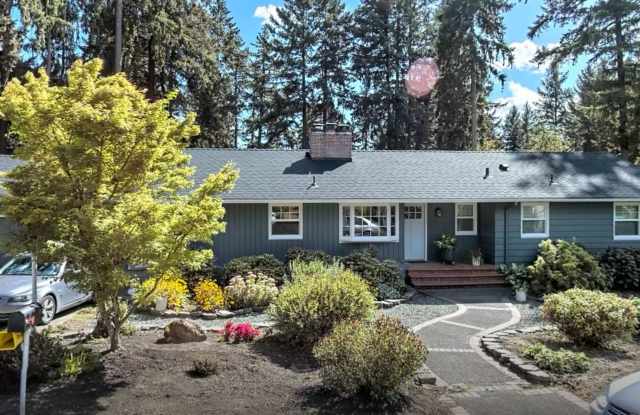 Spacious 4-Bedroom Home Plus Large Bonus Space – West Slope Vista Hills photos photos