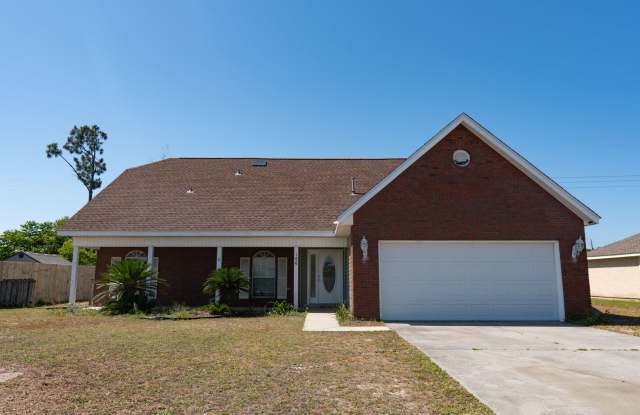 Five Bedroom Home with attached garage-Available Now!!!! photos photos