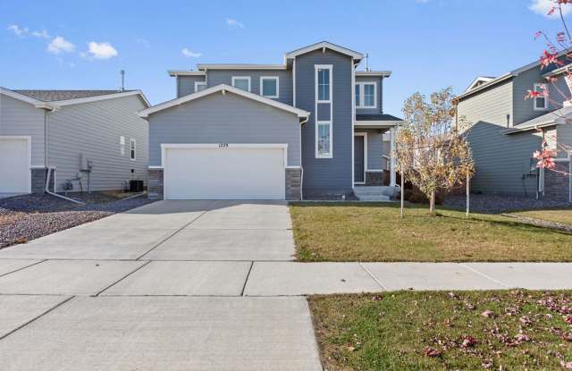 Beautifully Maintained 3-Bedroom Home in West Greeley - 1229 104th Avenue Court, Greeley, CO 80634
