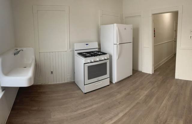 1460 Morrow Street - 1 Gallery 1