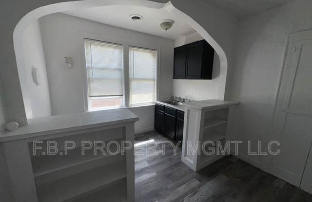 5049 Coplin St Gallery 4