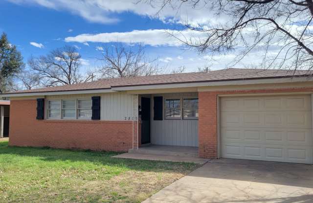 Updated 3 Bedroom/2 Bath/ 1-car garage recently updated with lots of Space! Available Now!! - 2809 57th Street, Lubbock, TX 79413