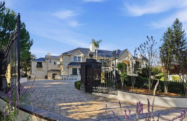 Luxury 10 Bedrooms, 9 Bathroom Estate for Lease in Los Gatos Gallery 3