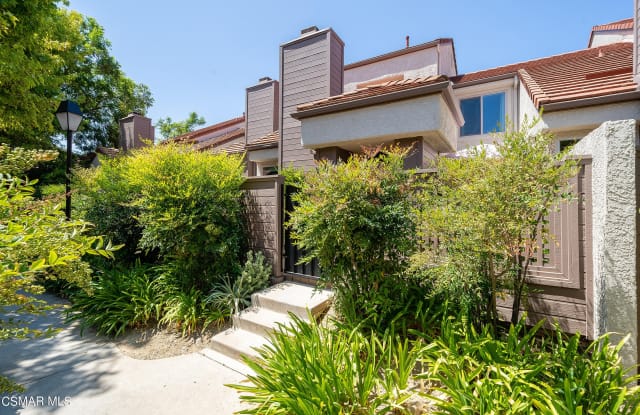 839 Via Colinas - 839 North via Colinas, Thousand Oaks, CA 91362